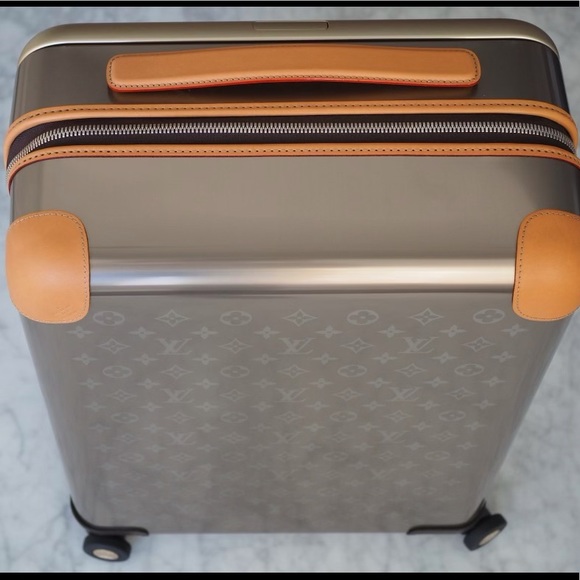 LOUIS VUITTON | Horizon 55  (titanium) - Picture 4 of 15